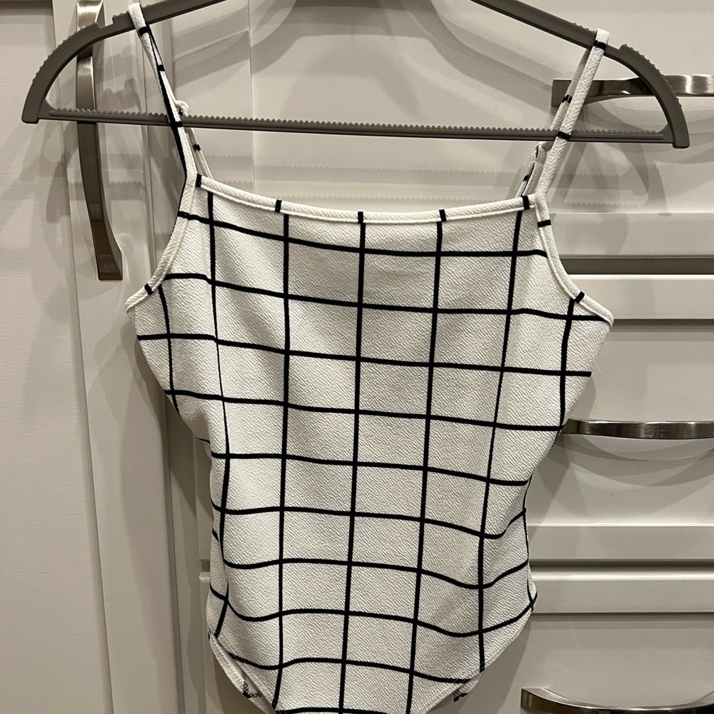 SHEIN Grid Print Bodysuit NWOT White Black size M medium